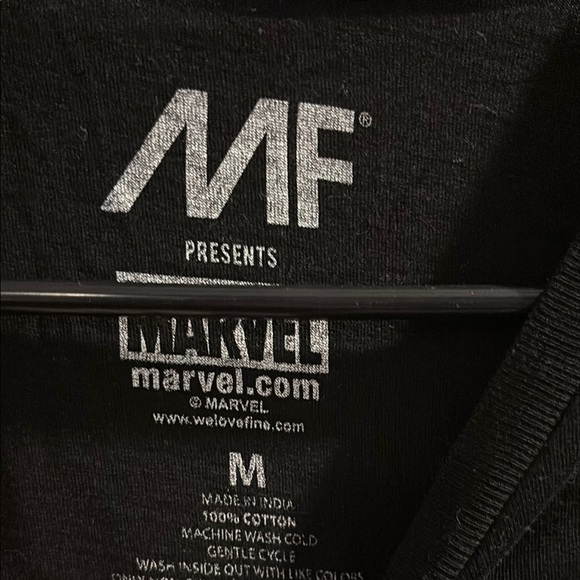 Marvel Black Deadpool Graphic T-Shirt adult medium - Picture 3 of 3